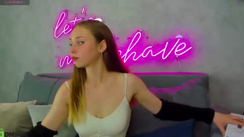 Vanessa online show from June 2026 09:18:02 AM