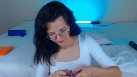 Snapshot of dorotty_ chatting on September 2025 01:40:02 AM Your Dorotty online show from September 2025 01:40:02 AM