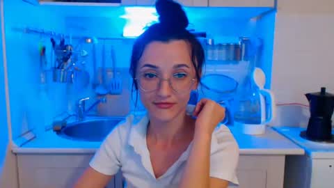 Snapshot of dorotty_ chatting on September 2025 04:07:01 AM Your Dorotty online show from September 2025 04:07:01 AM