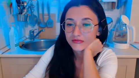 Snapshot of dorotty_ chatting on September 2025 01:54:01 AM Your Dorotty online show from September 2025 01:54:01 AM