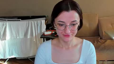 Snapshot of dorotty_ chatting on April 2026 02:11:02 AM Your Dorotty online show from April 2026 02:11:02 AM