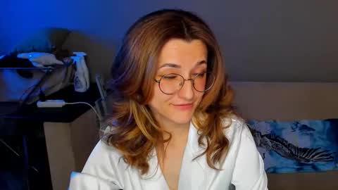 Snapshot of dorotty_ chatting on April 2026 01:30:01 AM Your Dorotty online show from April 2026 01:30:01 AM
