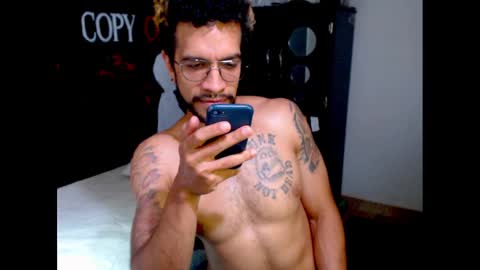 Snapshot of dostoyrodia_34 chatting on December 2024 05:44:01 PM will online show from December 2024 05:44:01 PM