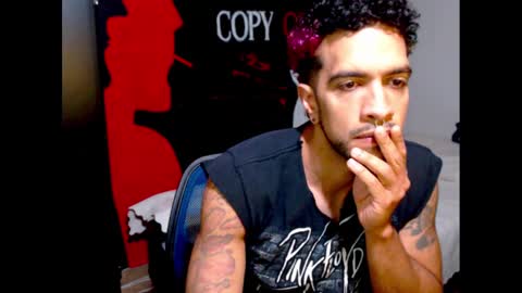 Snapshot of dostoyrodia_34 chatting on January 2025 08:00:01 PM will online show from January 2025 08:00:01 PM