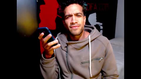 Snapshot of dostoyrodia_34 chatting on January 2025 11:07:01 PM will online show from January 2025 11:07:01 PM