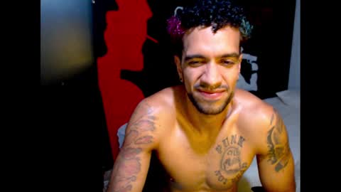 Snapshot of dostoyrodia_34 chatting on January 2025 07:06:01 PM will online show from January 2025 07:06:01 PM