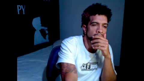 Snapshot of dostoyrodia_34 chatting on January 2025 08:45:01 PM will online show from January 2025 08:45:01 PM