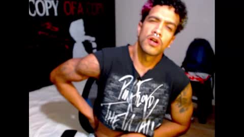 Snapshot of dostoyrodia_34 chatting on January 2025 08:58:01 PM will online show from January 2025 08:58:01 PM