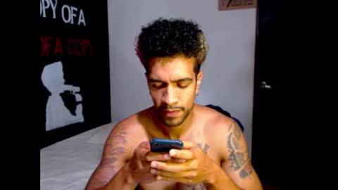 Snapshot of dostoyrodia_34 chatting on February 2025 03:12:01 AM will online show from February 2025 03:12:01 AM