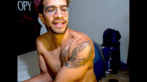 Snapshot of dostoyrodia_34 chatting on February 2025 06:45:01 PM will online show from February 2025 06:45:01 PM