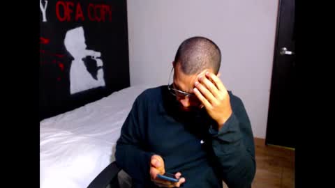 Snapshot of dostoyrodia_34 chatting on February 2025 11:25:02 PM will online show from February 2025 11:25:02 PM