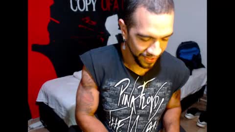 Snapshot of dostoyrodia_34 chatting on March 2025 07:54:02 PM will online show from March 2025 07:54:02 PM