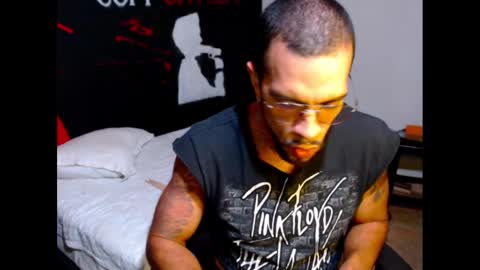 Snapshot of dostoyrodia_34 chatting on March 2025 11:43:02 PM will online show from March 2025 11:43:02 PM