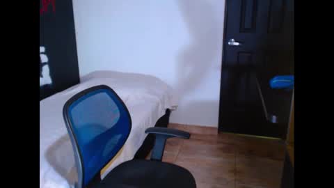 Snapshot of dostoyrodia_34 chatting on September 2025 11:39:02 PM will online show from September 2025 11:39:02 PM