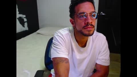 Snapshot of dostoyrodia_34 chatting on September 2025 01:53:01 AM will online show from September 2025 01:53:01 AM