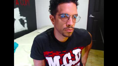 Snapshot of dostoyrodia_34 chatting on October 2025 01:00:02 AM will online show from October 2025 01:00:02 AM