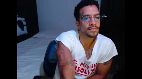 Snapshot of dostoyrodia_34 chatting on October 2025 06:37:01 PM will online show from October 2025 06:37:01 PM