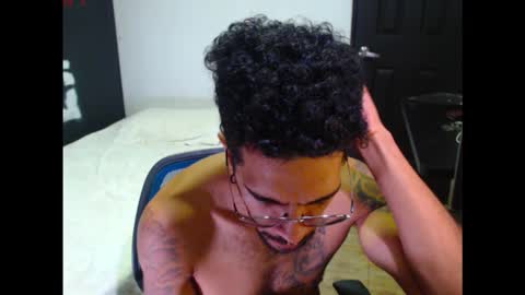 Snapshot of dostoyrodia_34 chatting on October 2025 02:37:02 AM will online show from October 2025 02:37:02 AM