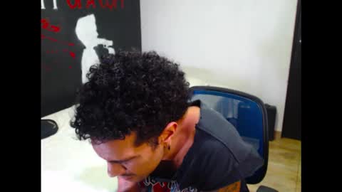 Snapshot of dostoyrodia_34 chatting on October 2025 04:35:02 AM will online show from October 2025 04:35:02 AM