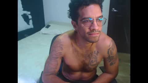 Snapshot of dostoyrodia_34 chatting on October 2025 01:38:01 AM will online show from October 2025 01:38:01 AM