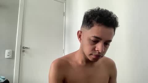 Snapshot of dotadinha chatting on February 2026 06:09:01 PM dotadinha online show from February 2026 06:09:01 PM