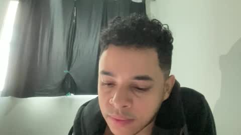 Snapshot of dotadinha chatting on March 2026 04:33:01 PM dotadinha online show from March 2026 04:33:01 PM