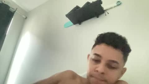 Snapshot of dotadinha chatting on March 2026 05:05:01 PM dotadinha online show from March 2026 05:05:01 PM