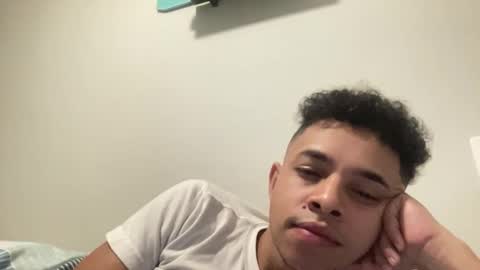 Snapshot of dotadinha chatting on April 2026 05:05:01 AM dotadinha online show from April 2026 05:05:01 AM