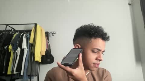 Snapshot of dotadinha chatting on April 2026 03:28:02 PM dotadinha online show from April 2026 03:28:02 PM