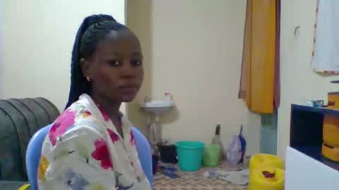 Snapshot of dottletop chatting on February 2025 07:06:01 PM dottletop online show from February 2025 07:06:01 PM