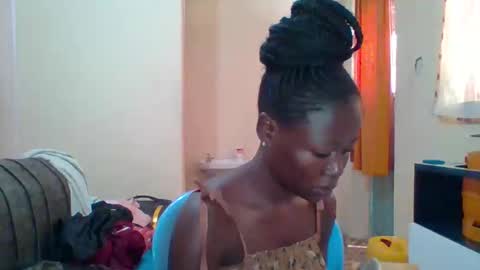 Snapshot of dottletop chatting on February 2025 08:40:02 AM dottletop online show from February 2025 08:40:02 AM