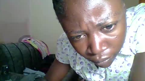 Snapshot of dottletop chatting on March 2025 07:53:01 AM dottletop online show from March 2025 07:53:01 AM