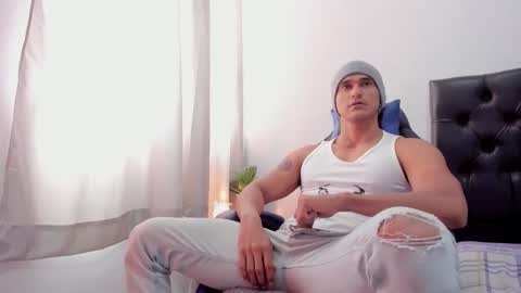Isabella and Alessandro online show from June 2026 03:45:01 PM