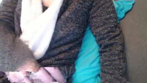 Snapshot of douce_elsa chatting on January 2025 11:34:01 AM Douce Elsa online show from January 2025 11:34:01 AM