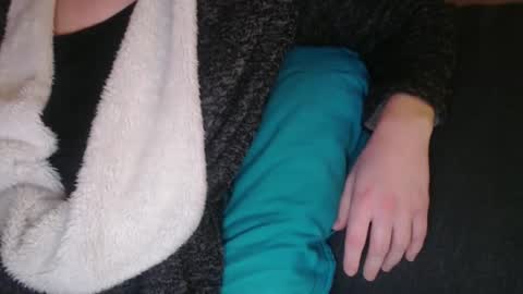 Snapshot of douce_elsa chatting on March 2025 06:56:01 PM Douce Elsa online show from March 2025 06:56:01 PM