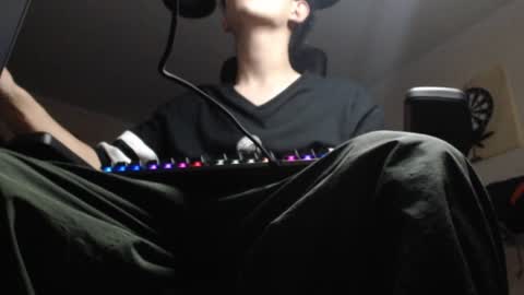 Snapshot of douglas_drake chatting on January 2025 07:04:02 AM douglas_drake online show from January 2025 07:04:02 AM