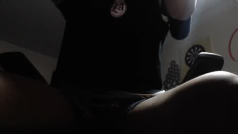 Snapshot of douglas_drake chatting on January 2025 10:08:01 AM douglas_drake online show from January 2025 10:08:01 AM