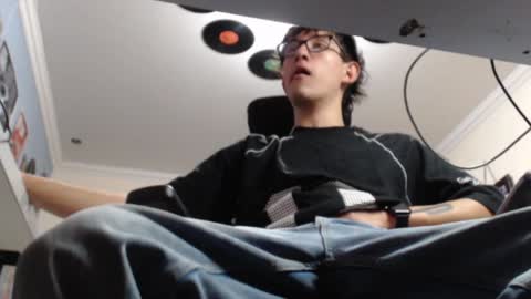 Snapshot of douglas_drake chatting on January 2025 03:44:01 AM douglas_drake online show from January 2025 03:44:01 AM