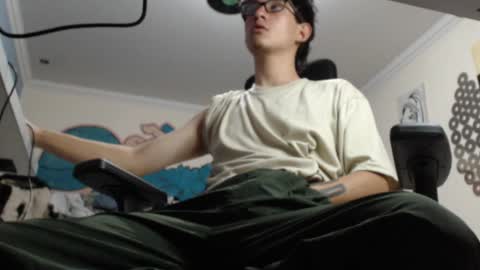 Snapshot of douglas_drake chatting on February 2025 07:15:01 AM douglas_drake online show from February 2025 07:15:01 AM