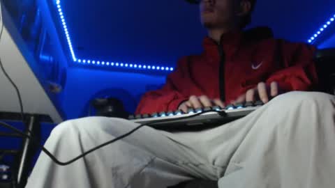 Snapshot of douglas_drake chatting on February 2025 07:04:02 AM douglas_drake online show from February 2025 07:04:02 AM