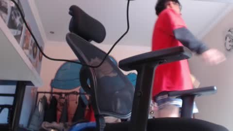 Snapshot of douglas_drake chatting on February 2025 07:52:02 PM douglas_drake online show from February 2025 07:52:02 PM