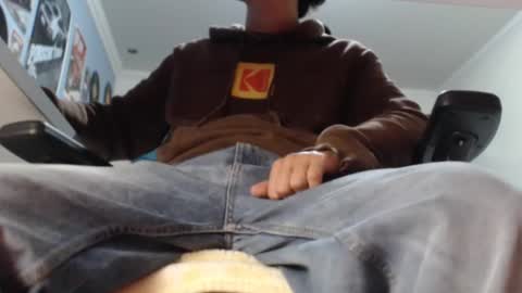 Snapshot of douglas_drake chatting on March 2025 03:33:01 AM douglas_drake online show from March 2025 03:33:01 AM