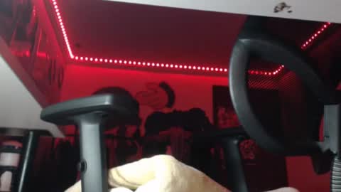 Snapshot of douglas_drake chatting on March 2025 06:30:01 AM douglas_drake online show from March 2025 06:30:01 AM