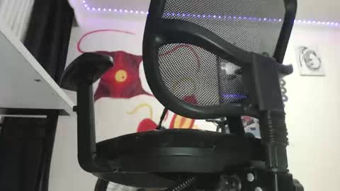 Snapshot of douglas_drake chatting on October 2025 03:05:01 AM douglas_drake online show from October 2025 03:05:01 AM