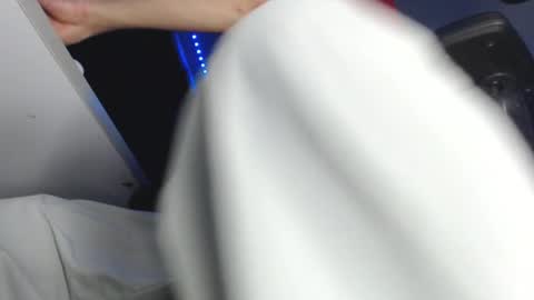 Snapshot of douglas_drake chatting on November 2025 01:33:02 AM douglas_drake online show from November 2025 01:33:02 AM