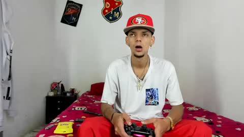 Snapshot of douglas_gallegos chatting on January 2025 09:45:01 PM douglas_gallegos online show from January 2025 09:45:01 PM