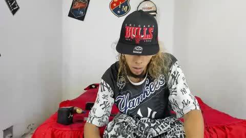 Snapshot of douglas_gallegos chatting on February 2025 10:48:02 AM douglas_gallegos online show from February 2025 10:48:02 AM