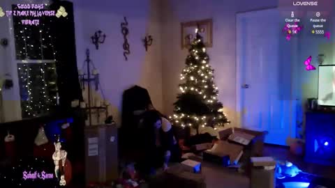 DownWithTheThiccness online show from December 2024 03:38:02 AM