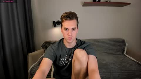 Snapshot of dr_your_dream chatting on October 2025 08:43:02 PM Mervin online show from October 2025 08:43:02 PM