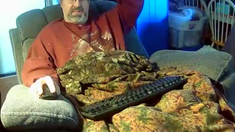 Snapshot of dragonbimale chatting on December 2024 03:33:02 PM DragonBiMale online show from December 2024 03:33:02 PM